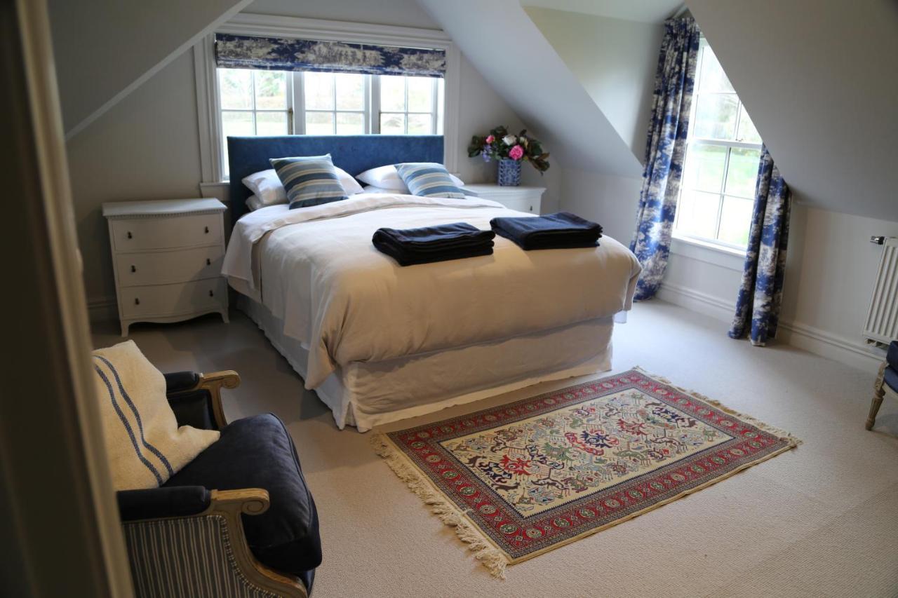 Ranginui Retreat Villa Мастъртън Екстериор снимка