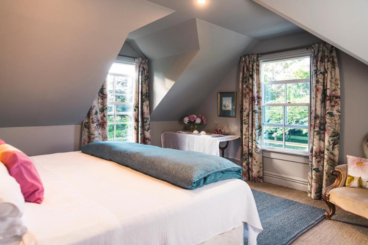 Ranginui Retreat Villa Мастъртън Екстериор снимка